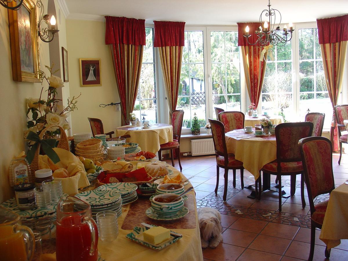 ザルツブルク Haus Am Moos Bed & Breakfast エクステリア 写真